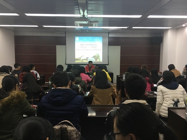 换妻
回访母校动员会1.JPG